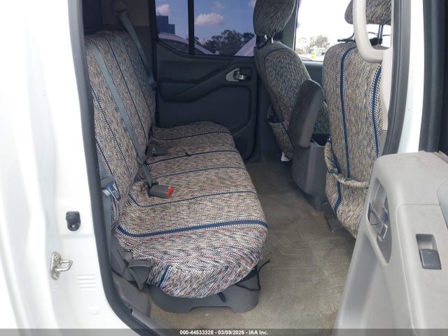 Nissan Frontier Sv 2016 1N6AD0EV4GN790460 Image 8