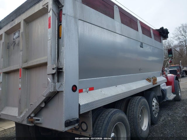 44533334 :رقم المزاد ، 1NPSXPEX1GD362014 vin ، 2016 Peterbilt 365 مزاد بيع