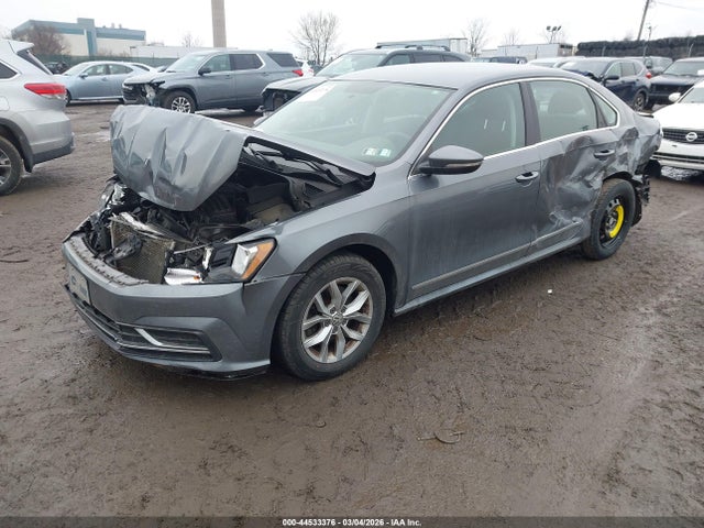 44533376 :رقم المزاد ، 1VWAT7A36HC017616 vin ، 2017 Volkswagen Passat 1.8t S مزاد بيع