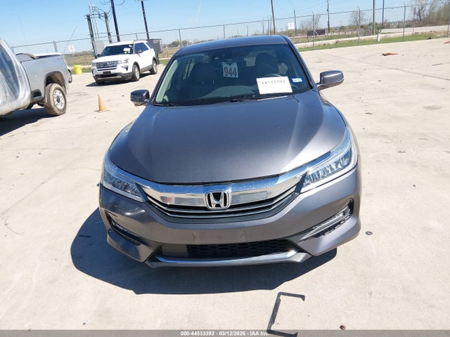 1HGCR3F97HA022174 Honda Accord Touring V6