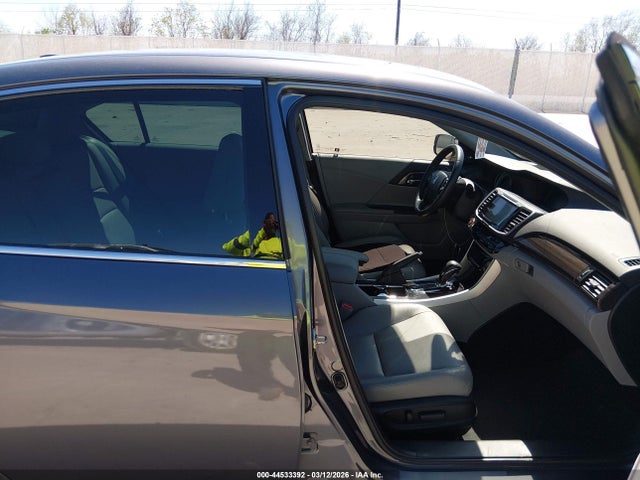 1HGCR3F97HA022174 Honda Accord Touring V6