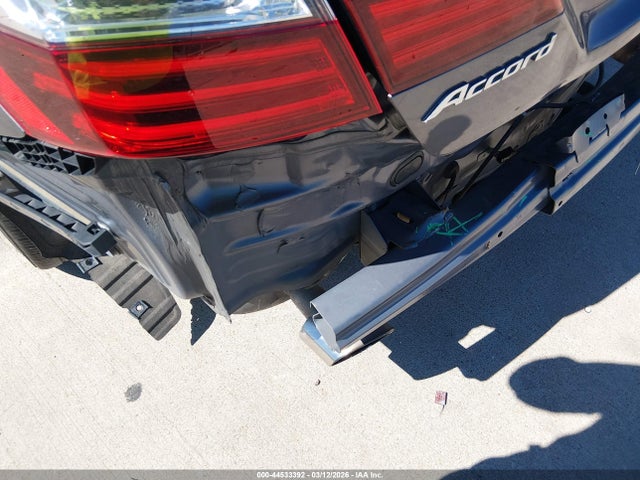 1HGCR3F97HA022174 Honda Accord Touring V6