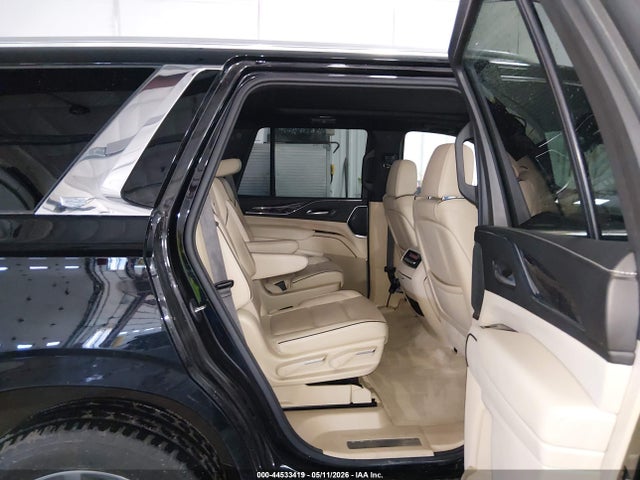 44533419 :رقم المزاد ، 1GYS4BKL1MR395236 vin ، 2021 Cadillac Escalade 4wd Premium Luxury مزاد بيع