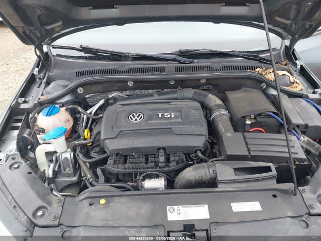 44533549 :رقم المزاد ، 3VWD07AJ8EM242523 vin ، 2014 Volkswagen Jetta 1.8t Se مزاد بيع