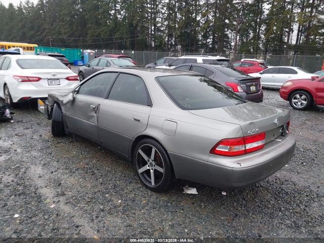 44533635 :رقم المزاد ، JT8BF28G8Y0242548 vin ، 2000 Lexus Es 300 مزاد بيع