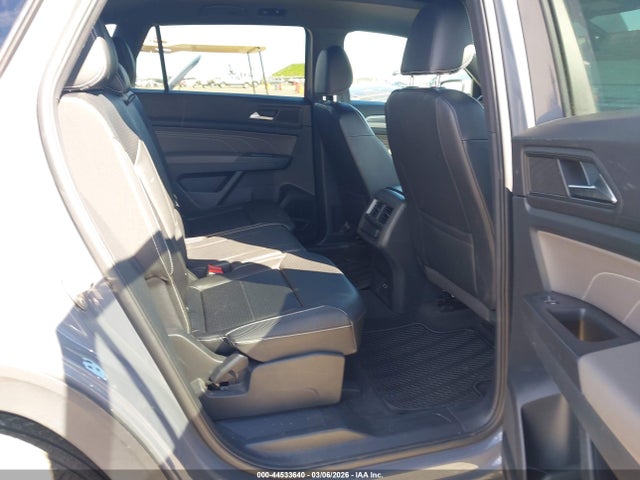 2022 VOLKSWAGEN ATLAS CROSS SPORT 1V2KE2CA9NC201538 Photo 7