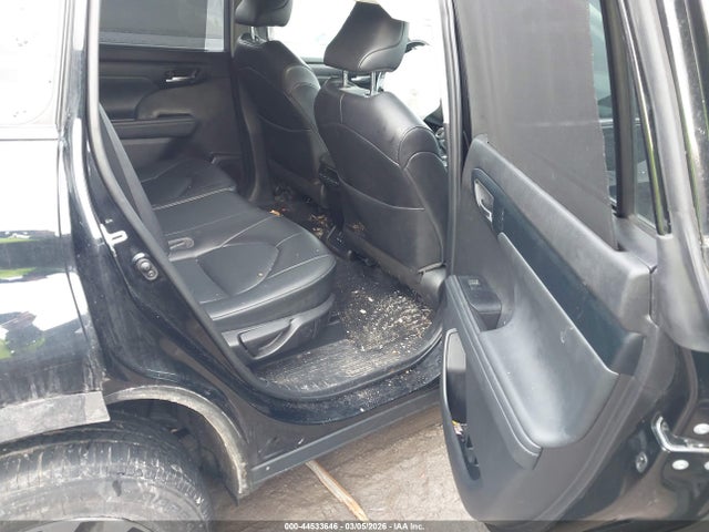 2022 TOYOTA HIGHLANDER 5TDGZRBH3NS208213 Photo 7