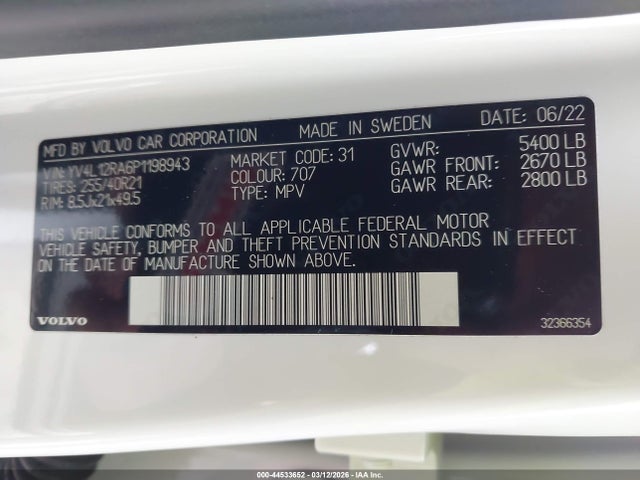 44533652 :رقم المزاد ، YV4L12RA6P1198943 vin ، 2023 Volvo Xc60 B5 Ultimate Bright Theme مزاد بيع