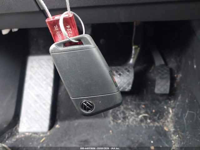 2023 VOLKSWAGEN TIGUAN 3VVMB7AX3PM038055 Photo 10