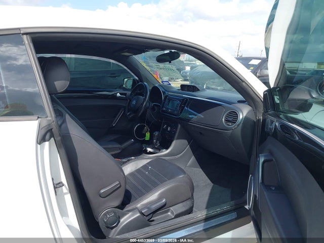 44533669 :رقم المزاد ، 3VWVA7ATXCM666060 vin ، 2012 Volkswagen Beetle 2.0t Turbo مزاد بيع