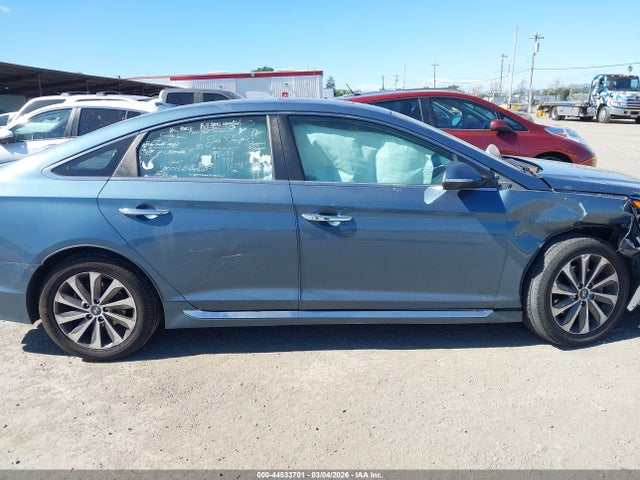 Hyundai Sonata Sport 2016 5NPE34AF9GH360257 Image 13