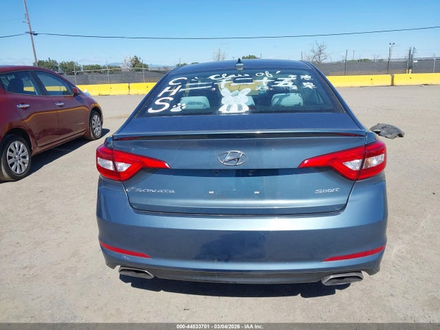 Hyundai Sonata Sport 2016 5NPE34AF9GH360257 Image 16