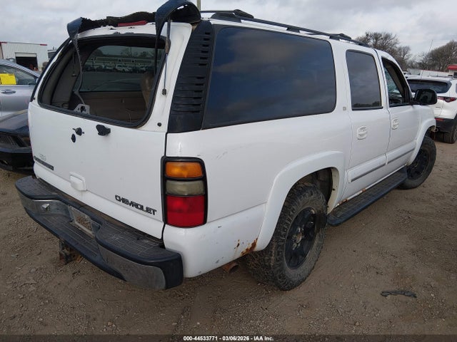 2003 CHEVROLET SUBURBAN 1500 3GNFK16ZX3G258825 Photo 3