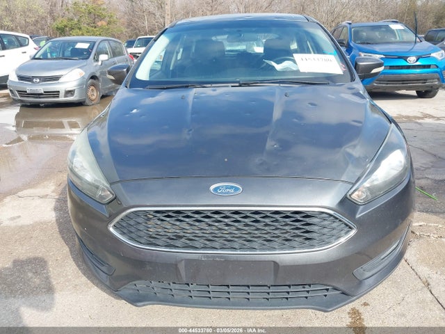 1FADP3K20GL407246 Ford FOCUS SE