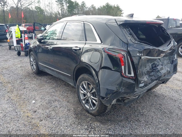 2021 CADILLAC XT5 1GYKNDRS9MZ110501 Photo 2