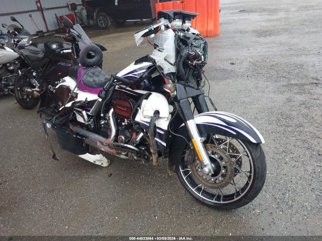 2016 HARLEY-DAVIDSON FLHXSE 1HD1PXN13GB953129