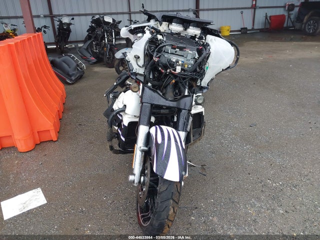 2016 HARLEY-DAVIDSON FLHXSE 1HD1PXN13GB953129 Photo 4