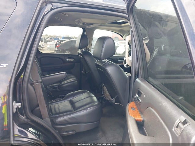 Продажа на аукционе авто 2007 Gmc Yukon Slt, vin: 1GKFC13087J381012, номер лота: 44533875