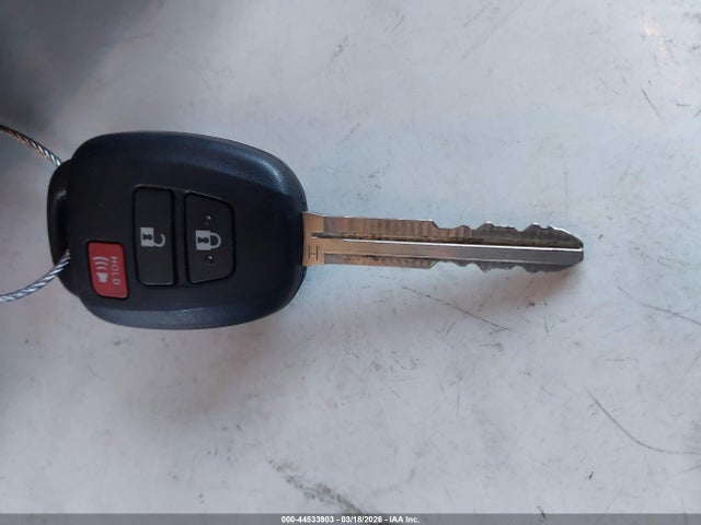 Toyota RAV4 LE 2018 2T3BFREV0JW826375 Image 11