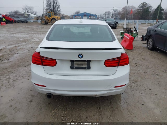 Продаж на аукціоні авто 2015 Bmw 320i Xdrive, vin: WBA3C3G55FNS75671, номер лоту: 44533974