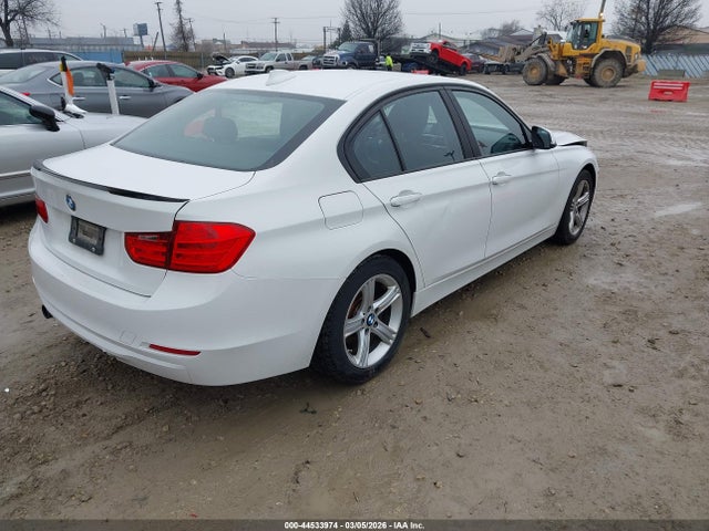 Продаж на аукціоні авто 2015 Bmw 320i Xdrive, vin: WBA3C3G55FNS75671, номер лоту: 44533974