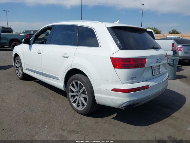 2018 AUDI Q7 WA1LHAF73JD042148 Photo 2