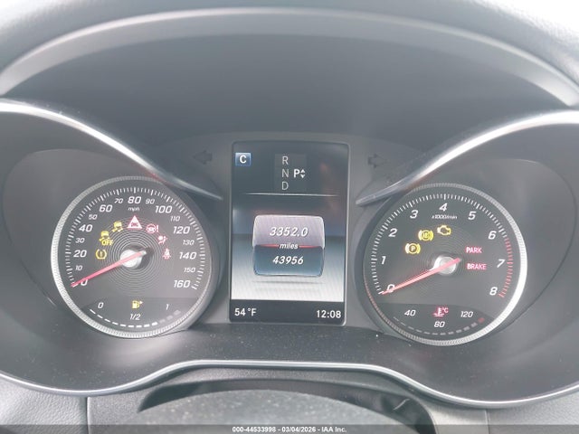44533998 :رقم المزاد ، 55SWF4JB5HU227213 vin ، 2017 Mercedes-benz C 300 مزاد بيع