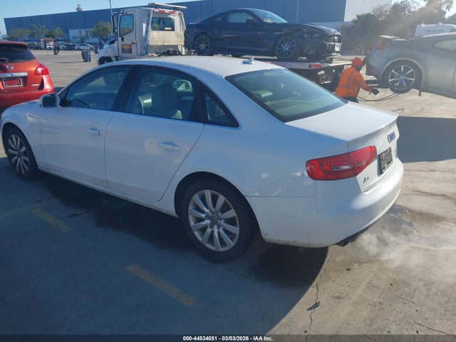 2013 AUDI A4 WAUAFAFL9DN028444 Photo 2