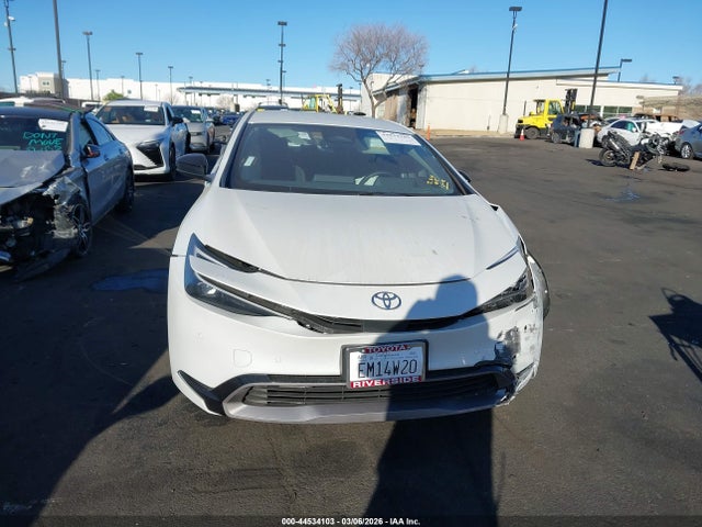 Toyota PRIUS XLE 2025 JTDACAAU1S3055447 Image 12