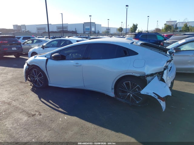 Toyota PRIUS XLE 2025 JTDACAAU1S3055447 Image 14