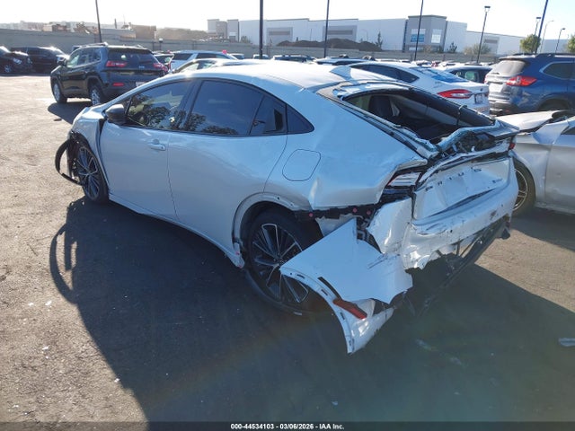 Toyota PRIUS XLE 2025 JTDACAAU1S3055447 Image 3
