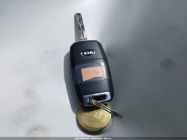 KIA Soul 2017 KNDJN2A27H7443766 Image 11
