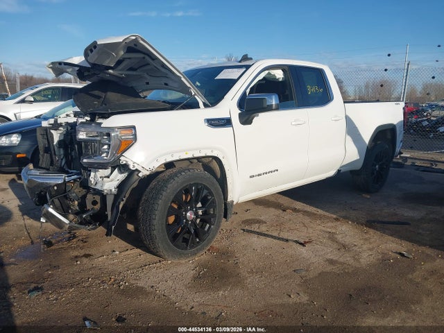 44534136 :رقم المزاد ، 1GTR9BED2NZ173252 vin ، 2022 Gmc Sierra 1500 Limited Sle مزاد بيع