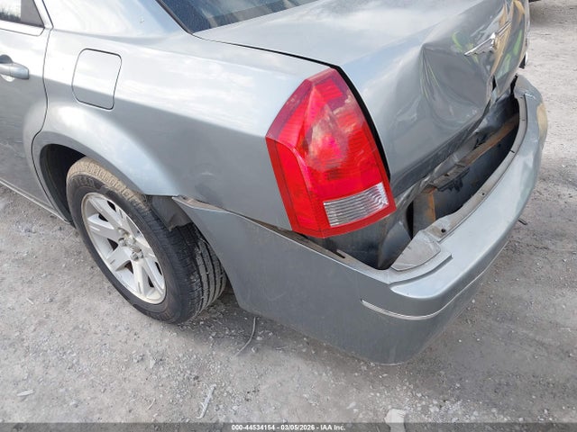 Продажа на аукционе авто 2006 Chrysler 300 Touring, vin: 2C3KA53G56H257692, номер лота: 44534154