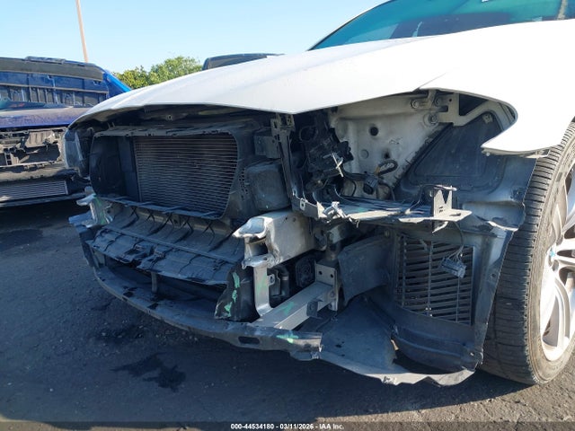2014 Bmw 528i მანქანა იყიდება აუქციონზე, vin: WBA5A5C51ED505632, აუქციონის ნომერი: 44534180