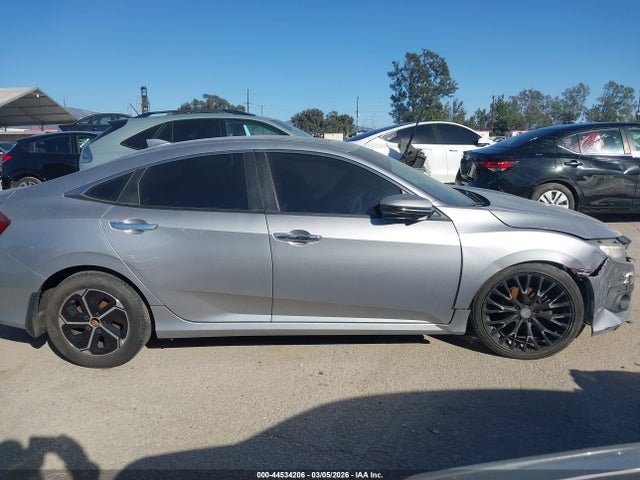 Honda Civic Touring 2016 19XFC1F96GE203070 Image 13