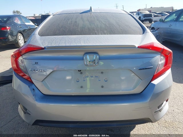 Honda Civic Touring 2016 19XFC1F96GE203070 Image 16