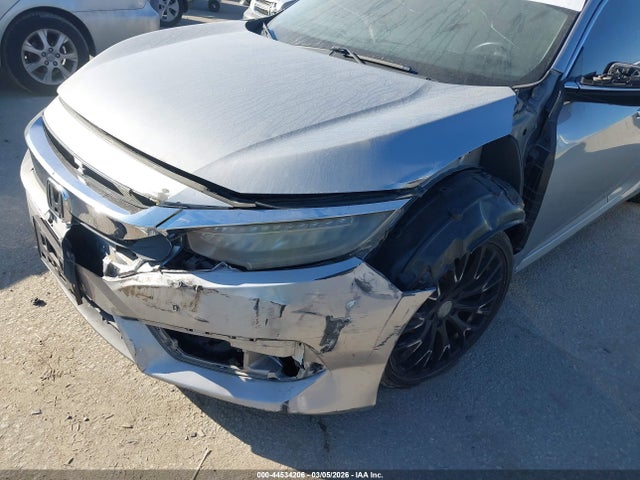 Honda Civic Touring 2016 19XFC1F96GE203070 Image 6