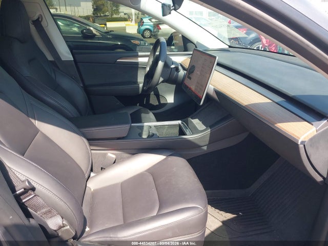 2023 TESLA MODEL Y 7SAYGDEF2PF912453 Photo 4