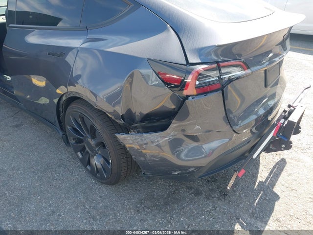 2023 TESLA MODEL Y 7SAYGDEF2PF912453 Photo 5
