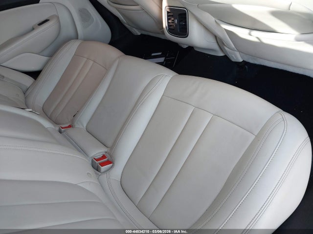 1C3CCCCB5GN134572 Chrysler 200 C