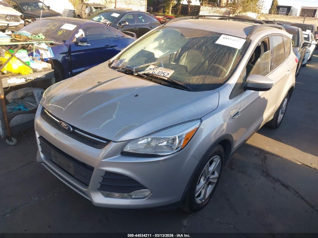 Ford ESCAPE SE 2016 1FMCU0GX2GUB48007 Image 2