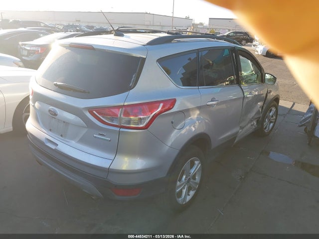 Ford ESCAPE SE 2016 1FMCU0GX2GUB48007 Image 4