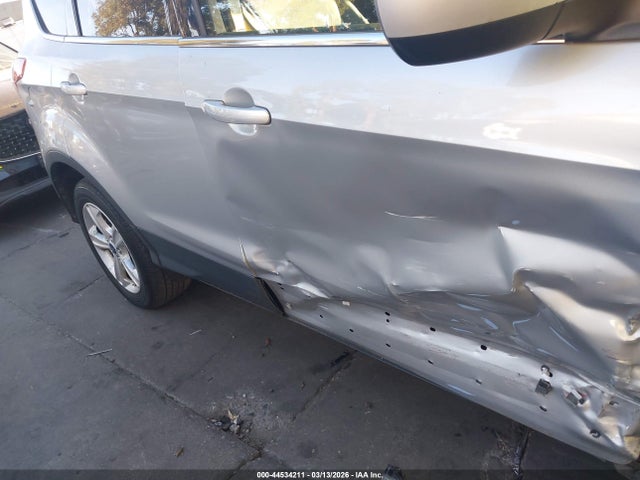 Ford ESCAPE SE 2016 1FMCU0GX2GUB48007 Image 6