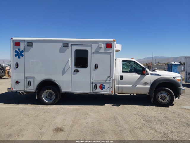 Ford F-450 Chassis Xlt 2016 1FDUF4HT9GEA51236 Image 13