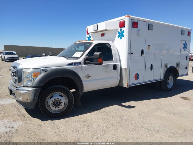 Ford F-450 Chassis Xlt 2016 1FDUF4HT9GEA51236 Image 2