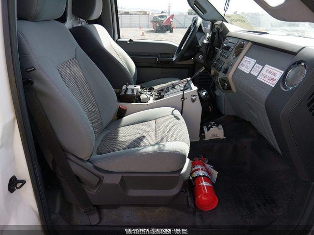 Ford F-450 Chassis Xlt 2016 1FDUF4HT9GEA51236 Image 5