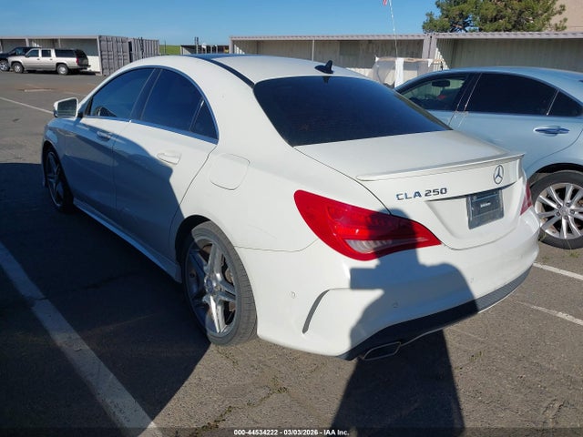 Mercedes-Benz CLA 250 2014 WDDSJ4EB9EN103859 Image 3