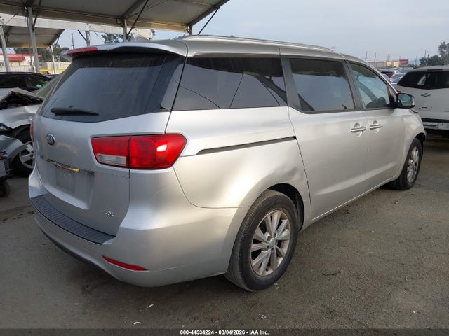 Продажа на аукционе авто 2015 Kia Sedona Lx, vin: KNDMB5C17F6073241, номер лота: 44534224