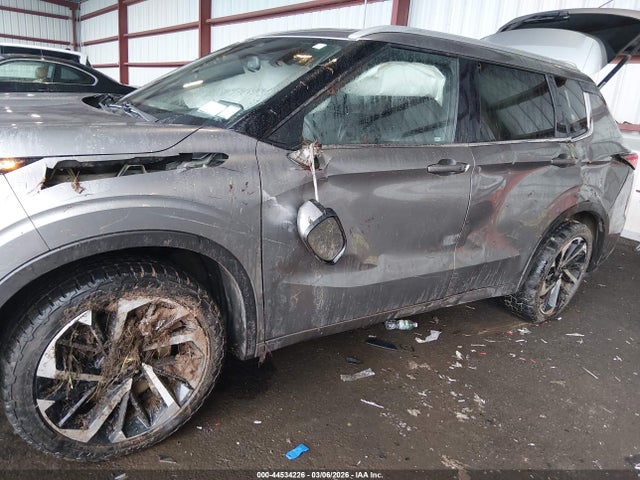 Продаж на аукціоні авто 2022 Mitsubishi Outlander Sel 2.5 S-awc/sel Launch Edition S-awc/sel Special Edition S-awc, vin: JA4J4VA80NZ015573, номер лоту: 44534226